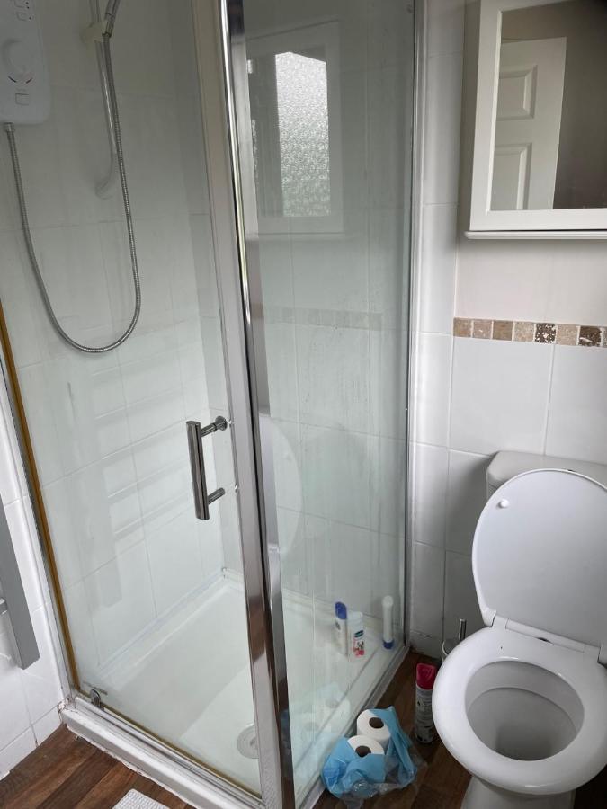 5 Bed House, 32 Tutbury Avenue, Cannon Park, Coventry, Cv4 7Bj Villa Exterior foto